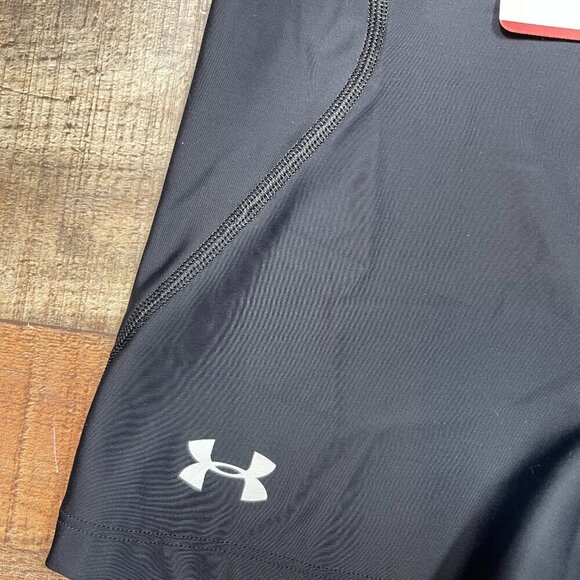 Under Armour NWT Black Performance Compression Shorts size Medium - Picture 4 of 5